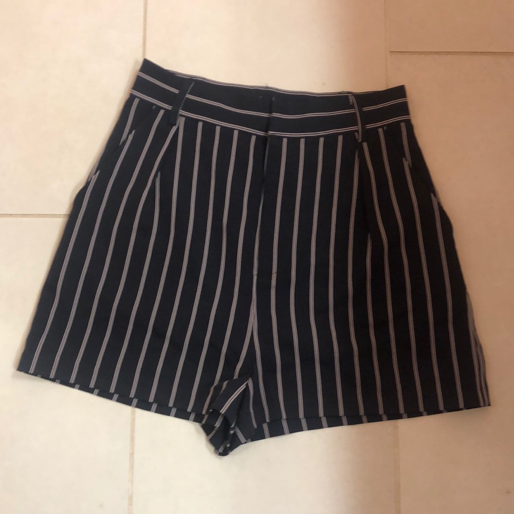 BB Dakota Striped Shorts